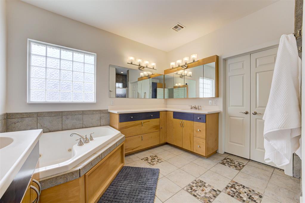 4309 Whirlaway Property Photo 14
