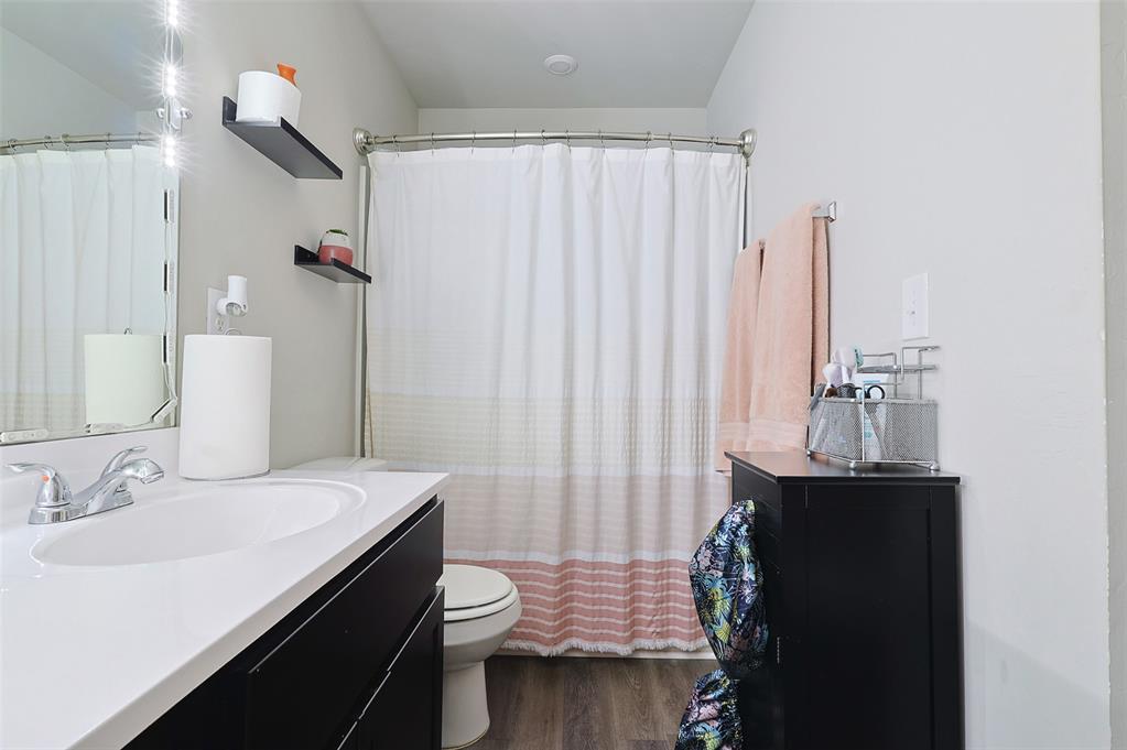 9812 Saddle Drive Property Photo 16