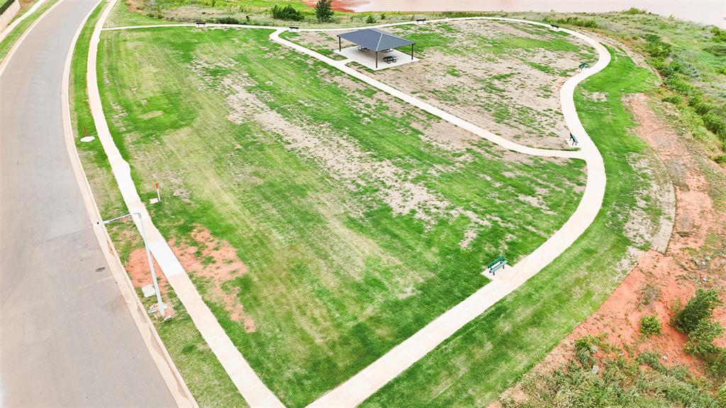 9812 Saddle Drive Property Photo 30