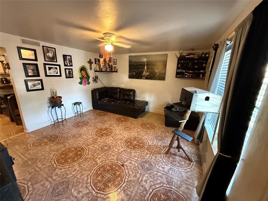 2521 Sw 28th Street Property Photo 4