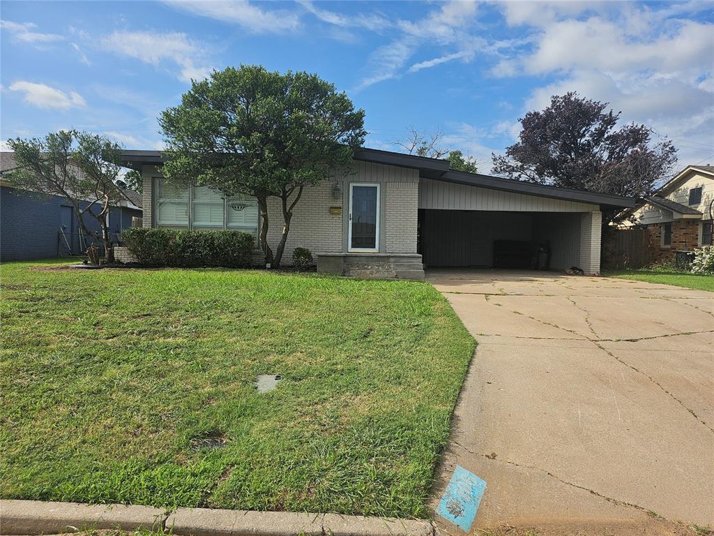 106 Cameron Drive Property Photo 2