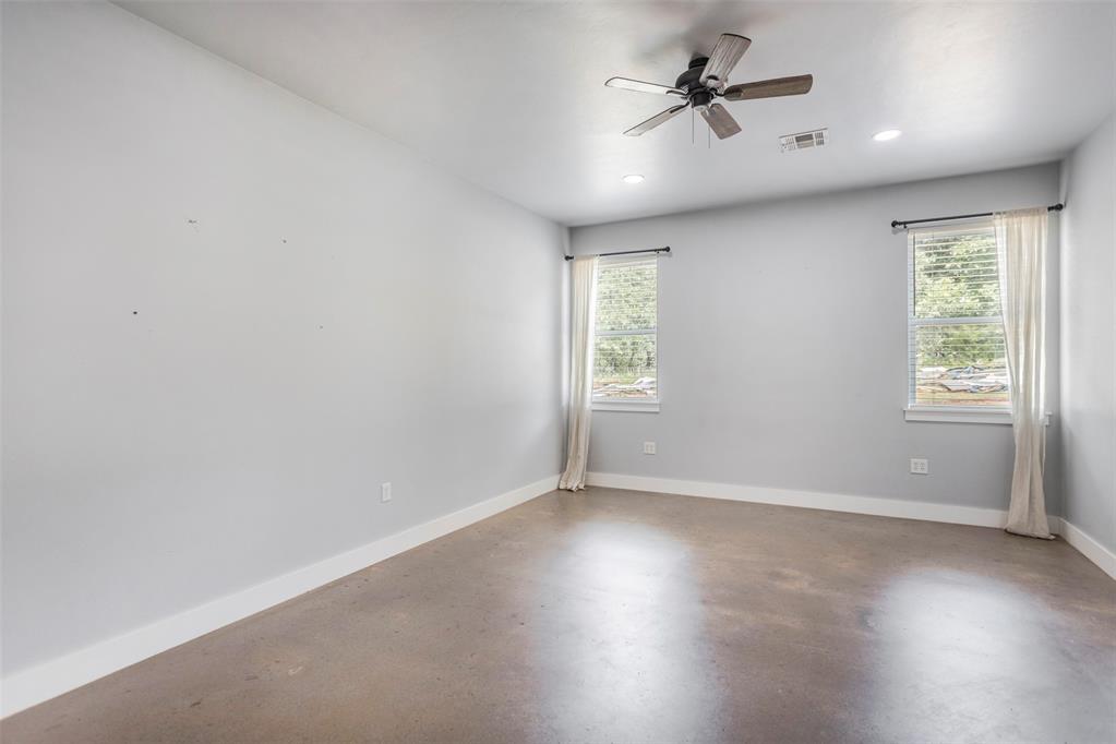 14001 Kelly Drive Property Photo 16