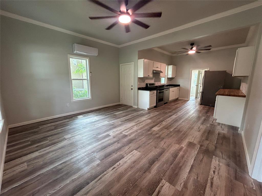 605 E Harrison Avenue Property Photo 9