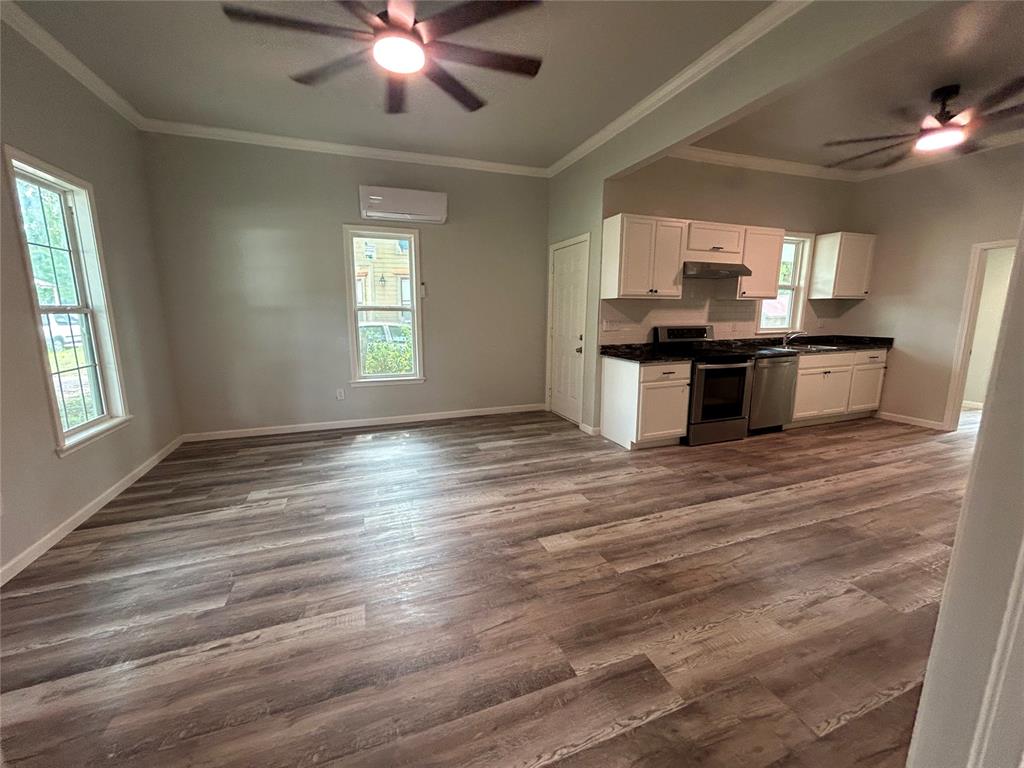 605 E Harrison Avenue Property Photo 10