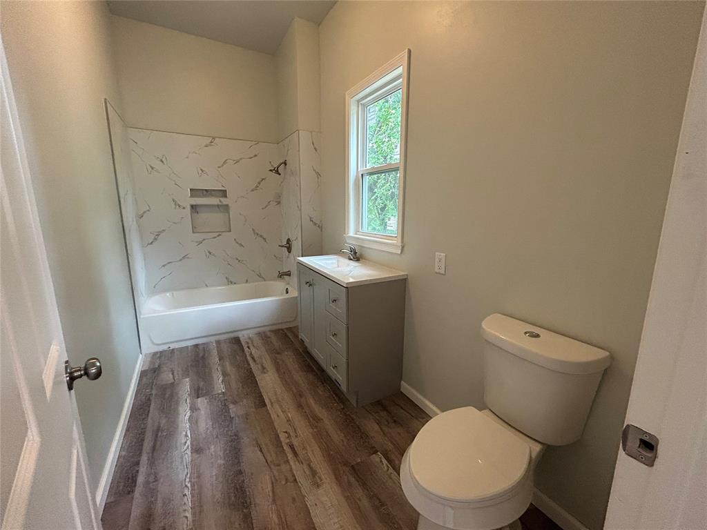605 E Harrison Avenue Property Photo 13