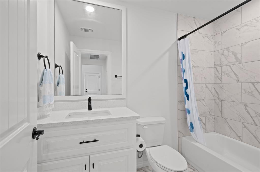 4120 Nw 158th Street Property Photo 22