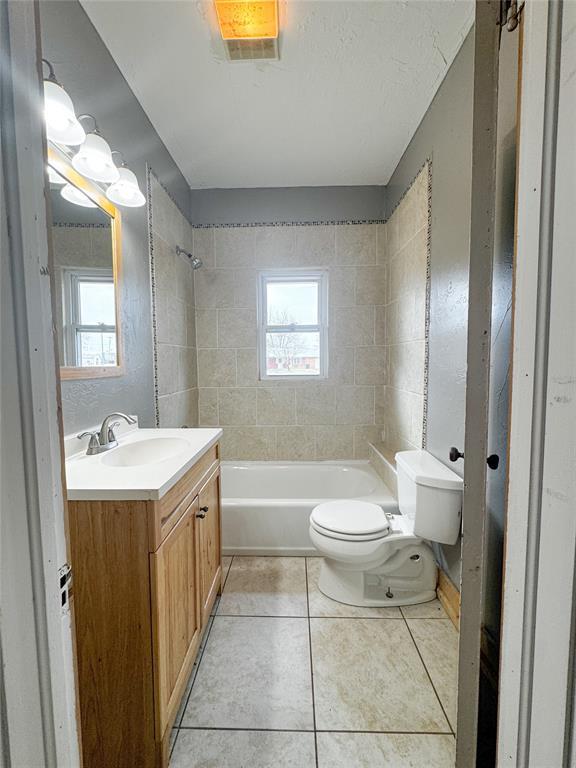 504 N Walnut Street Property Photo 6