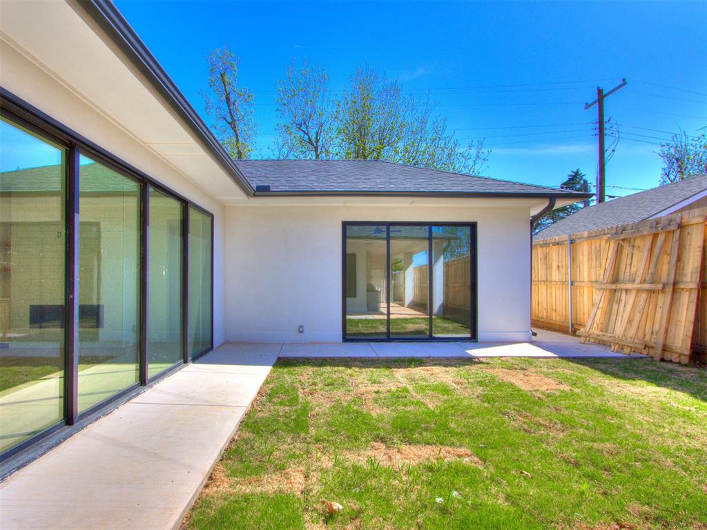 812 Nw 45th Street Property Photo 4