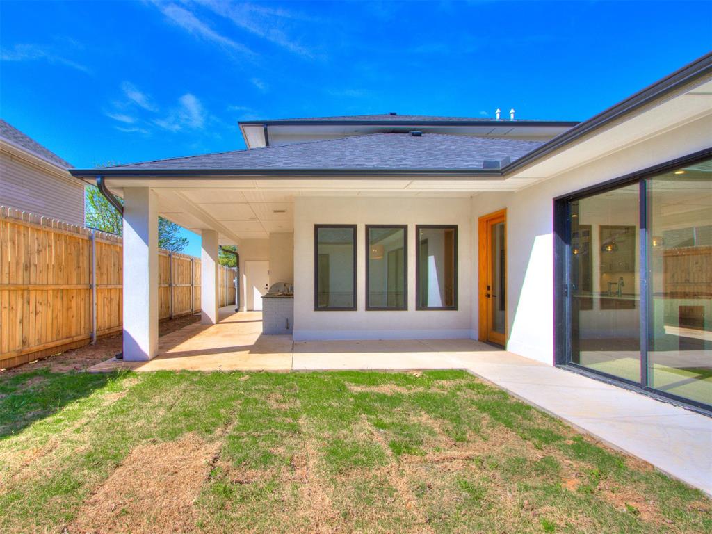 812 Nw 45th Street Property Photo 5