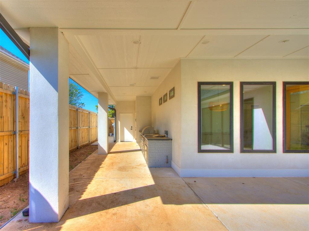 812 Nw 45th Street Property Photo 10