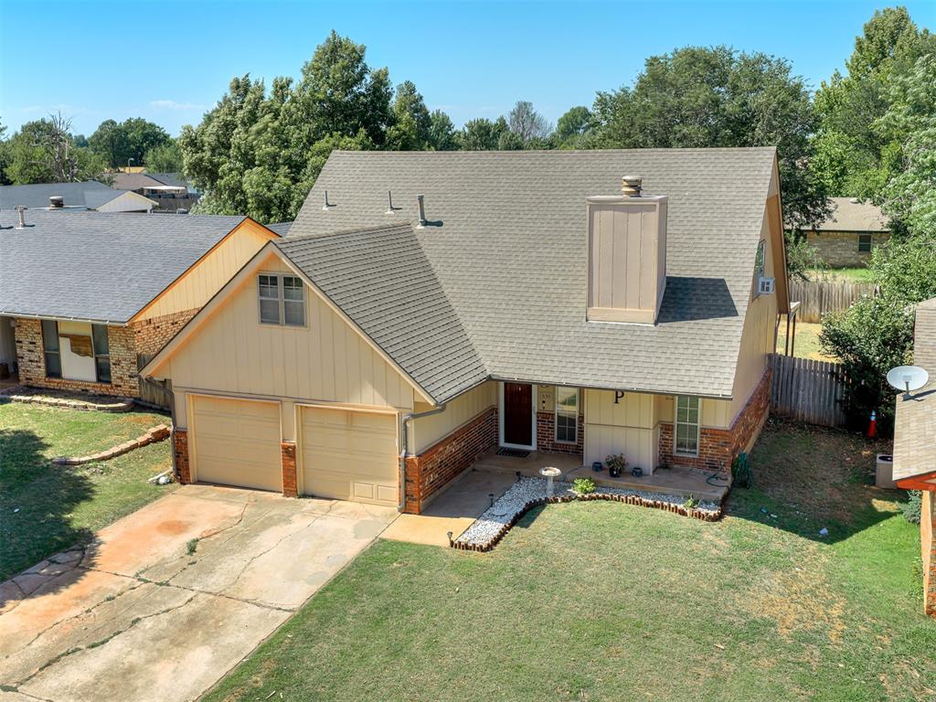659 W Forest Drive Property Photo 2