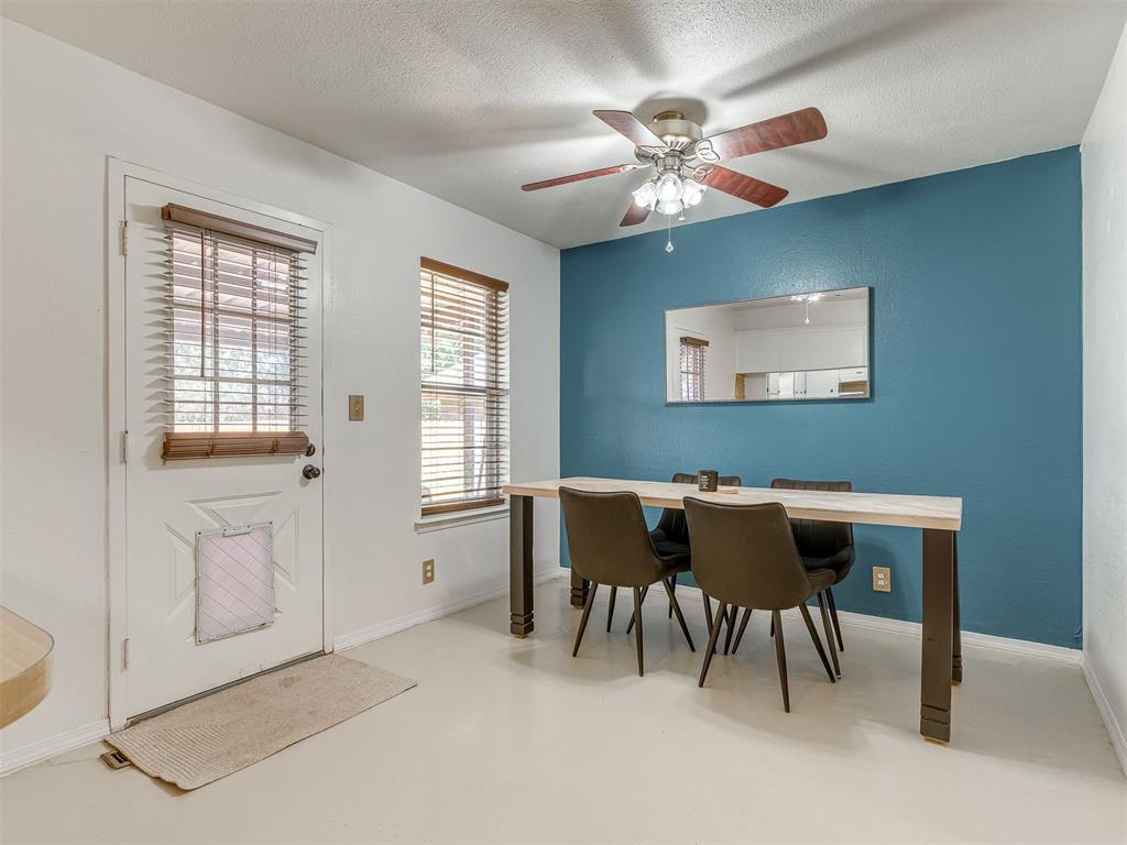 659 W Forest Drive Property Photo 9