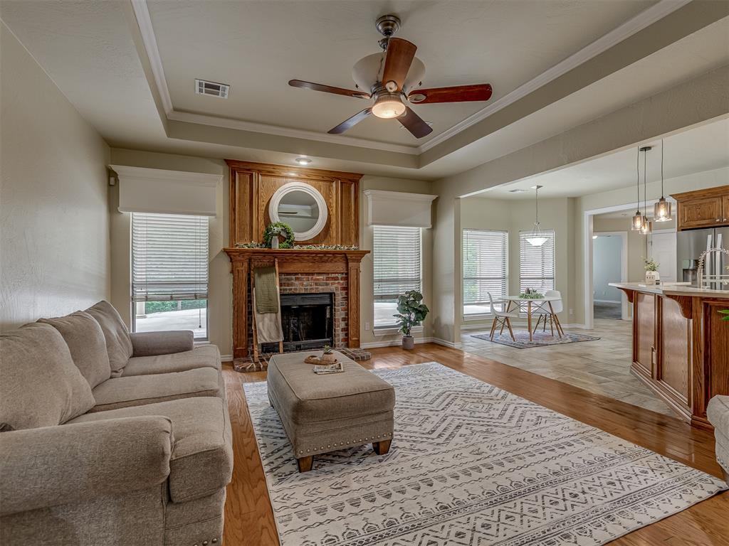 10461 Ridgeview Drive Property Photo 6