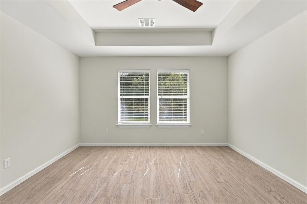 1200 Wisteria Way Property Photo 14