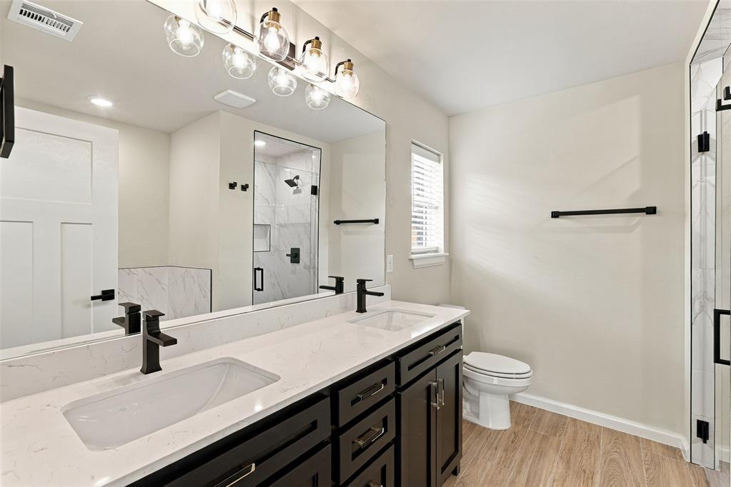 1200 Wisteria Way Property Photo 17