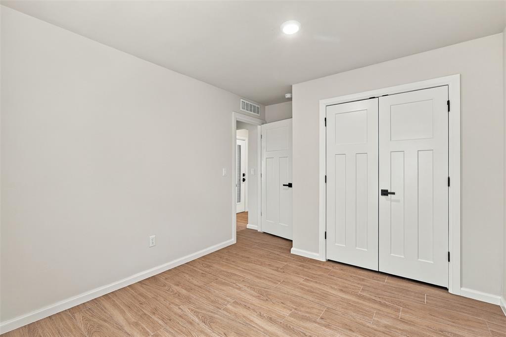 1200 Wisteria Way Property Photo 25