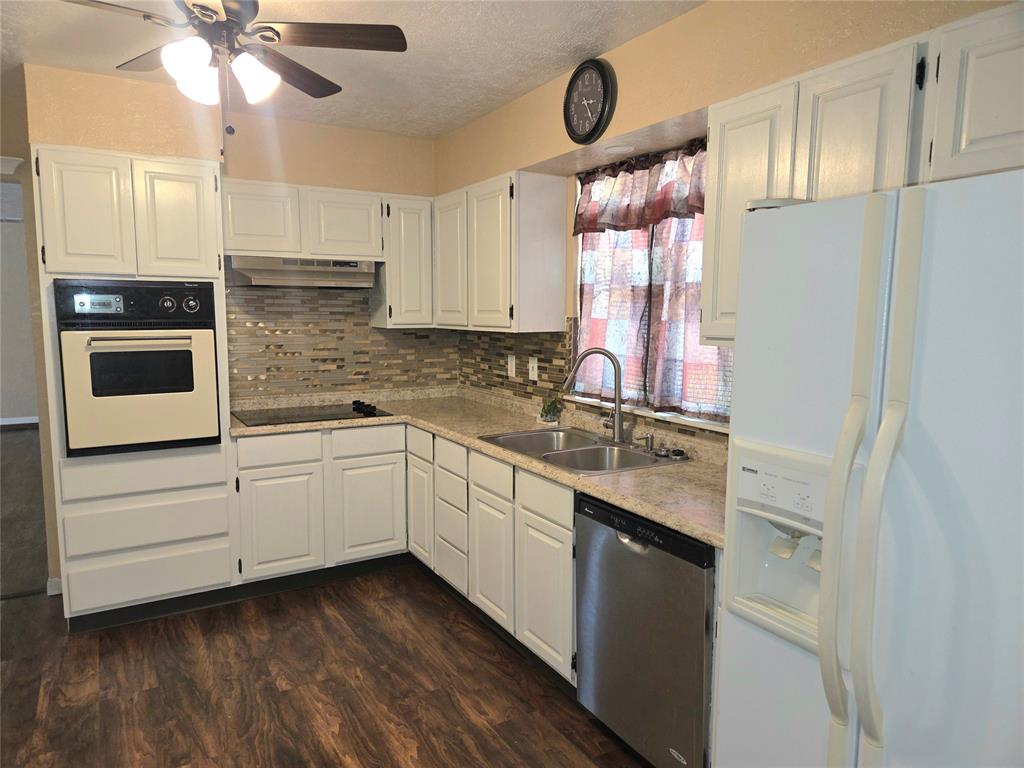 702 W Country Club Road Property Photo 16