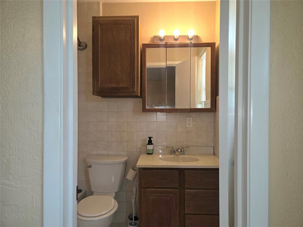 702 W Country Club Road Property Photo 24