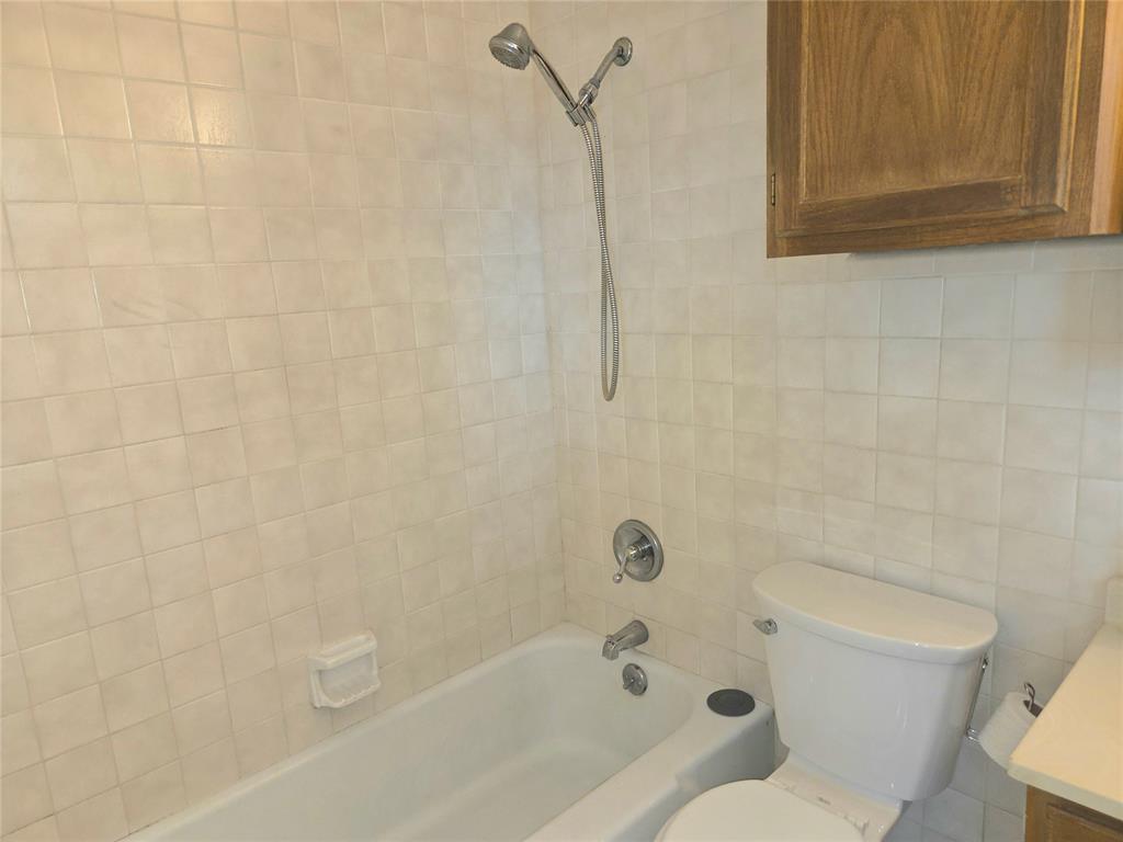 702 W Country Club Road Property Photo 25