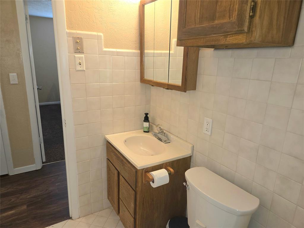 702 W Country Club Road Property Photo 30