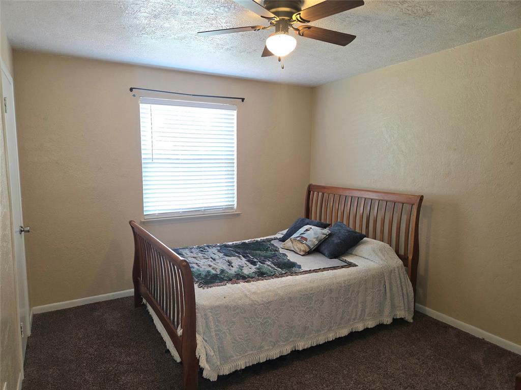 702 W Country Club Road Property Photo 31
