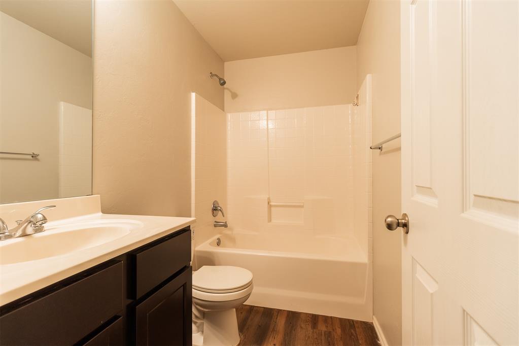 13233 Bridgewater Drive Property Photo 15