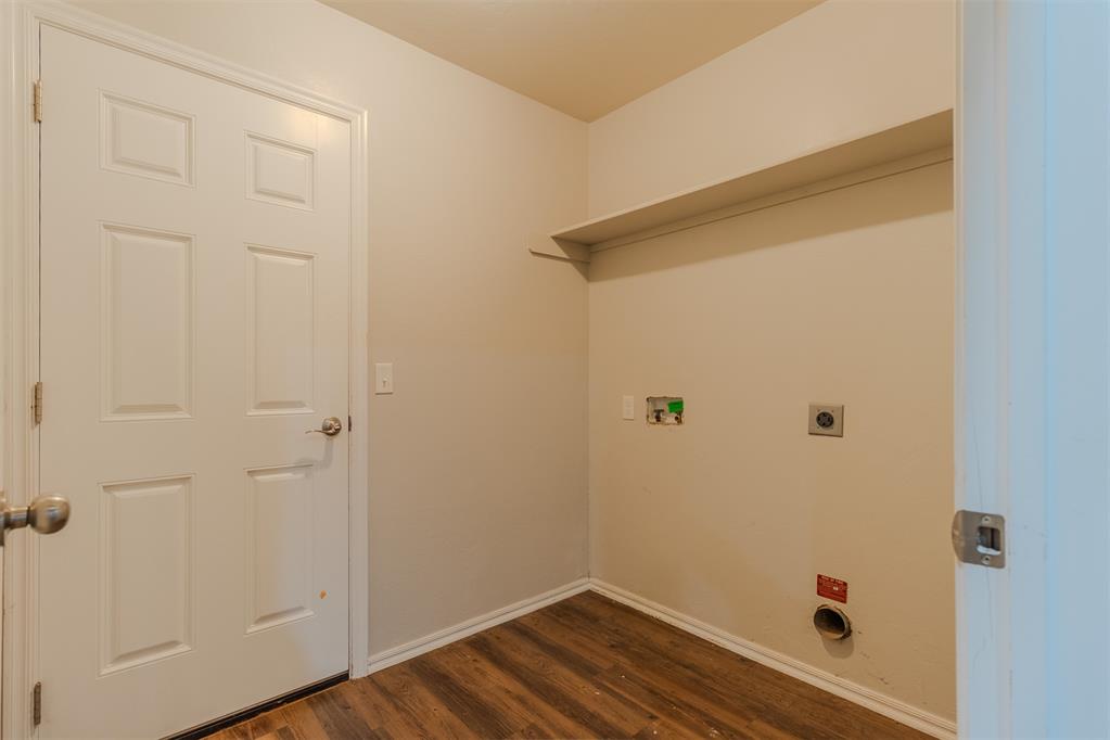 13233 Bridgewater Drive Property Photo 26