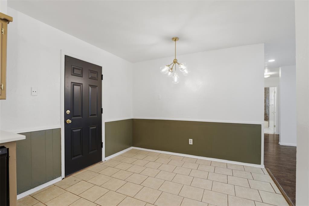 6504 S Phillips Avenue Property Photo 8