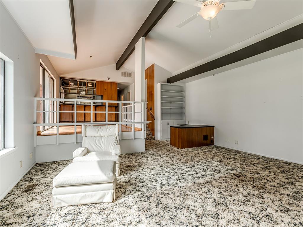38021 W Highway 16 Property Photo 6