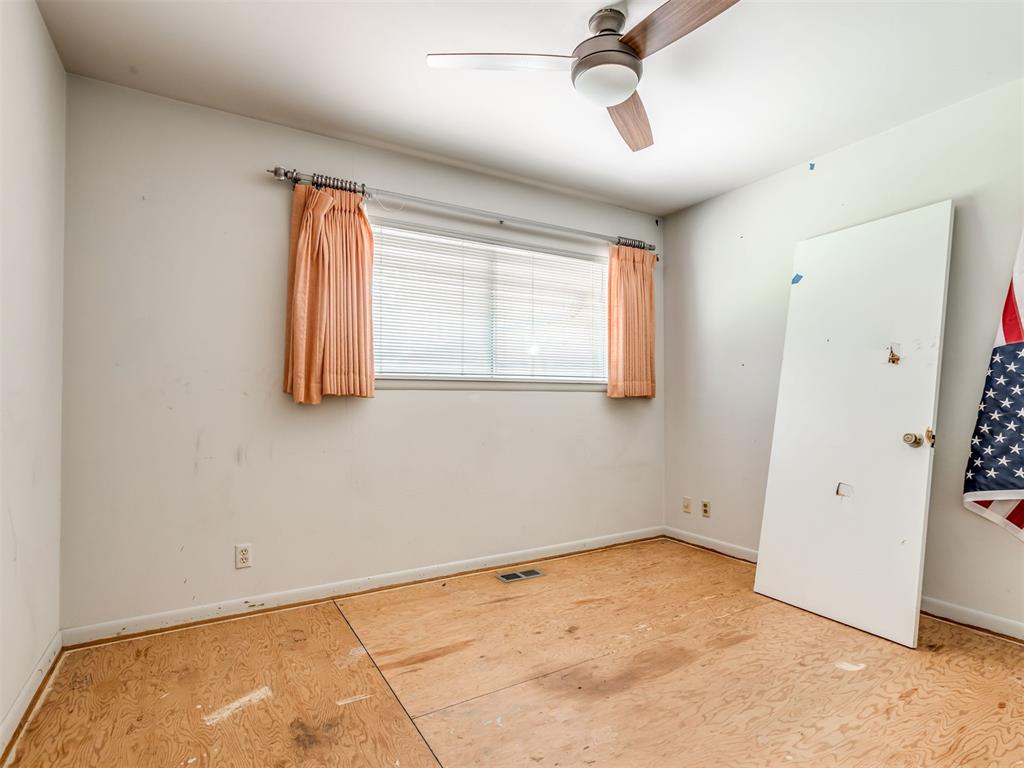 38021 W Highway 16 Property Photo 16