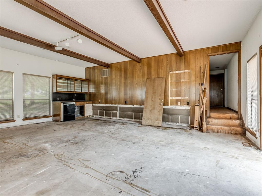 38021 W Highway 16 Property Photo 22