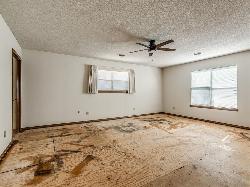 38021 W Highway 16 Property Photo 31
