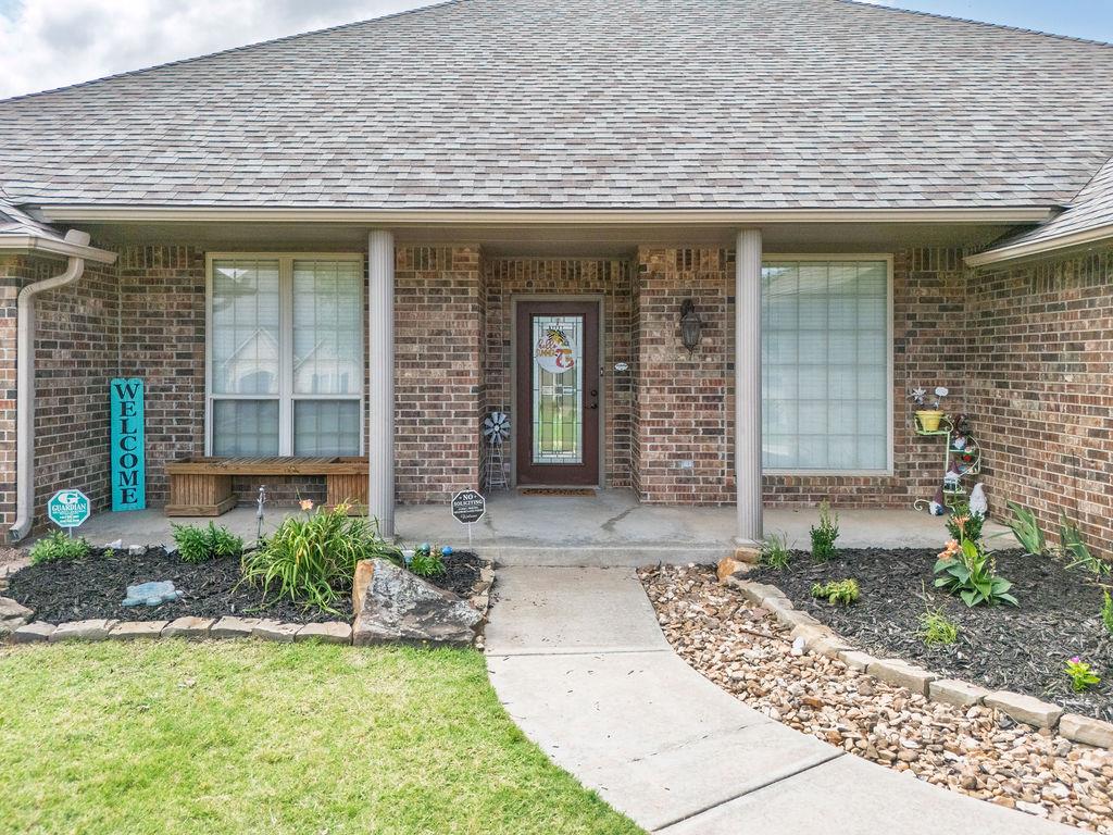 1712 Pecan Crossing Drive Property Photo 10