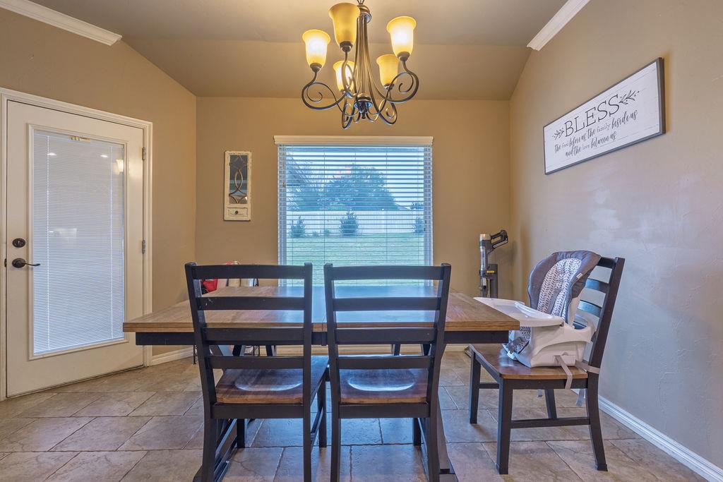 1712 Pecan Crossing Drive Property Photo 20