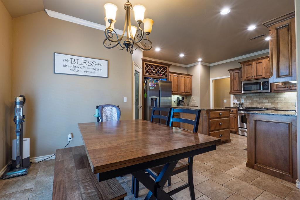 1712 Pecan Crossing Drive Property Photo 21