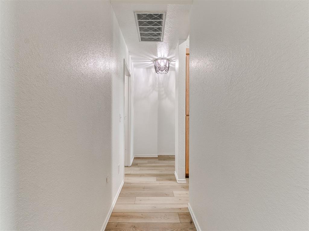 8300 Sw Canyon Trail Drive Property Photo 15