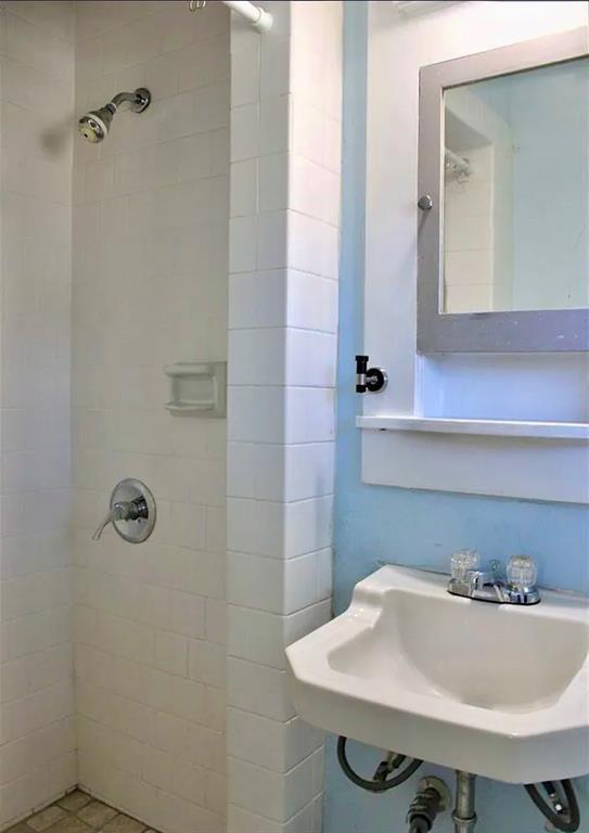 2224 Nw 16th Street B Property Photo 8