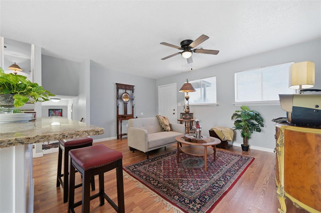 2412 Piccadilly Circle Property Photo 6