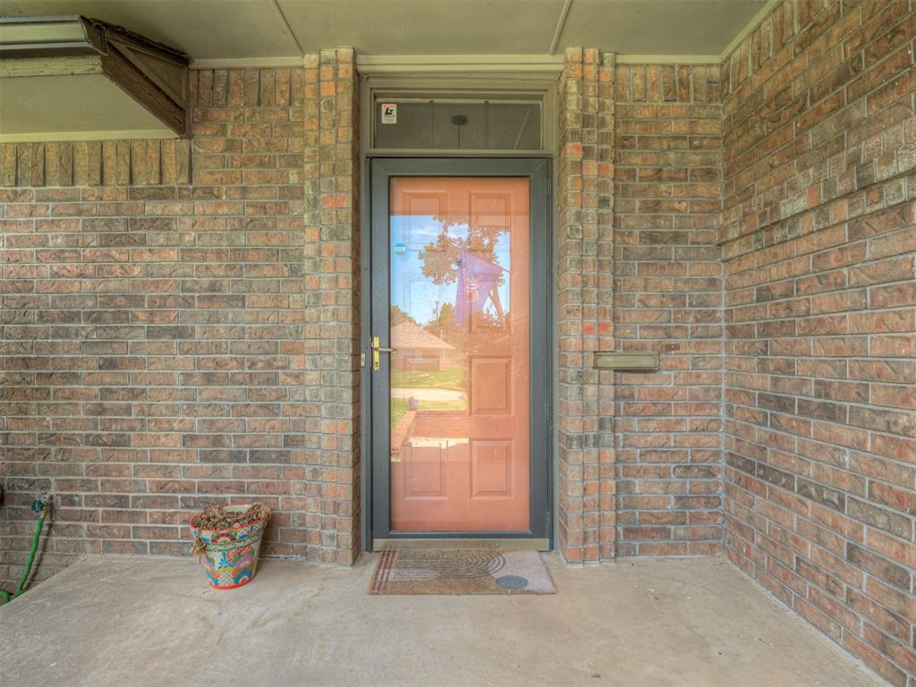 4212 Nw 56th Street Property Photo 5