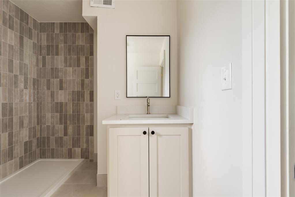 1605 N Classen Boulevard Property Photo 18