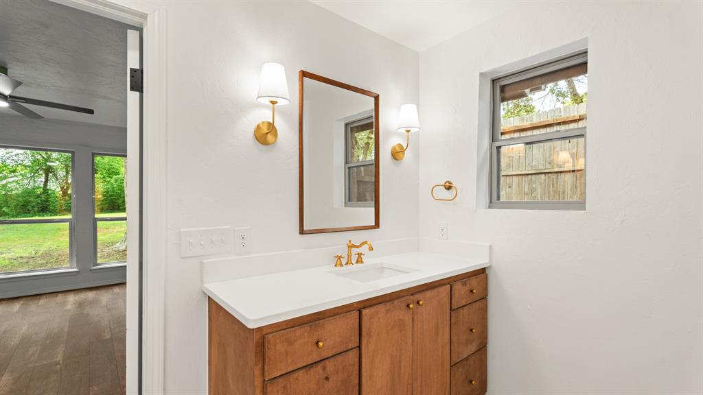 1708 Bunting Lane Property Photo 17