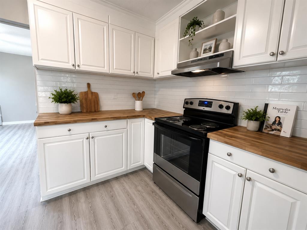 423 Loy Street Property Photo 18