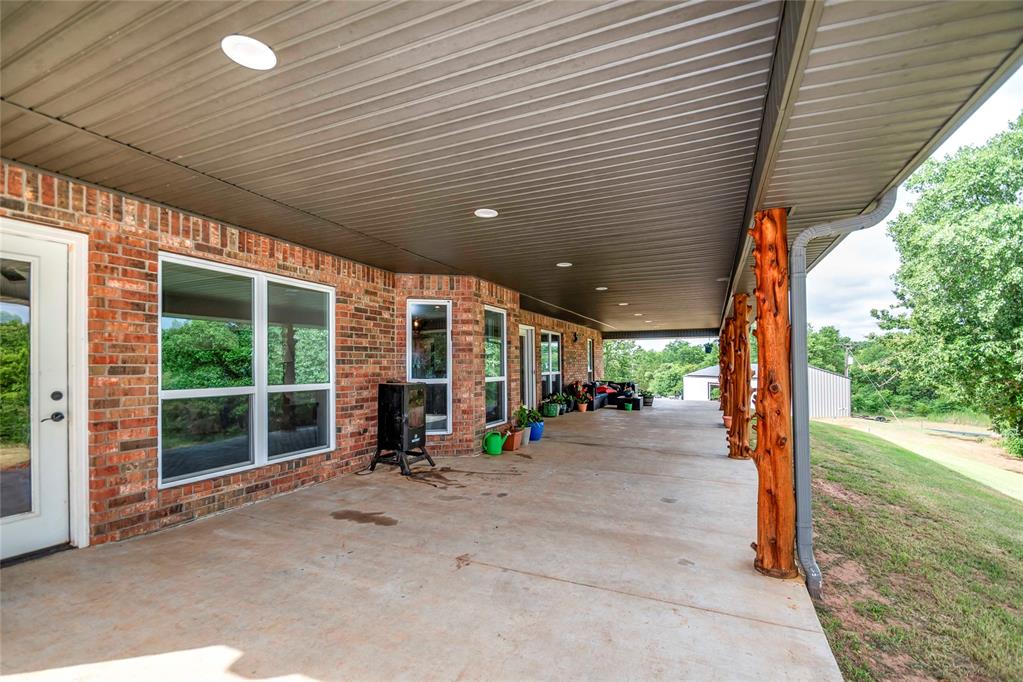 340540 E 900 Road Property Photo 5