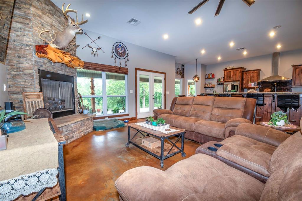 340540 E 900 Road Property Photo 7
