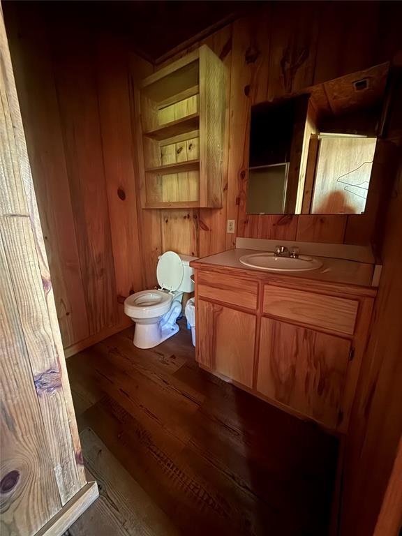 913 W Sherry Lane Property Photo 5