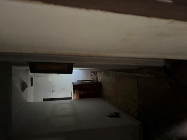 636 N Bell Property Photo 9