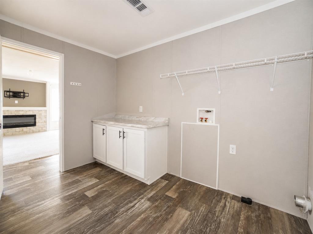 302 N N Avenue Property Photo 14