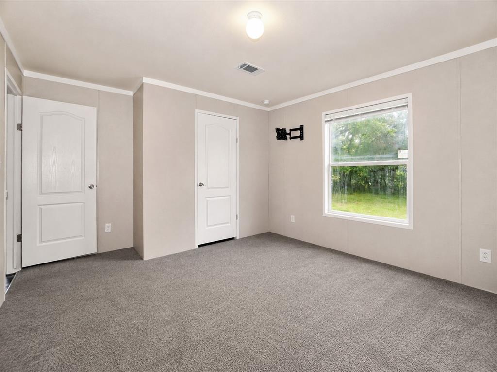 302 N N Avenue Property Photo 25