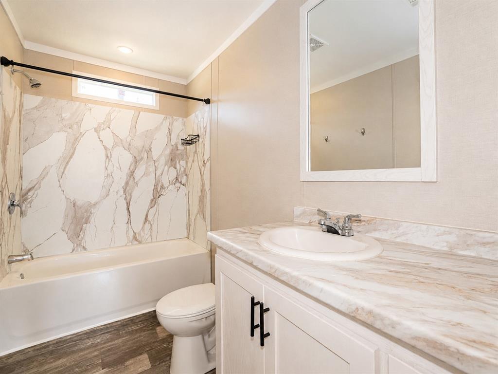 302 N N Avenue Property Photo 26
