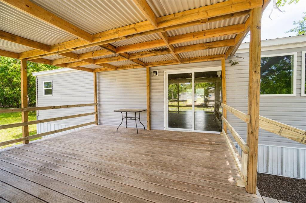 302 N N Avenue Property Photo 29